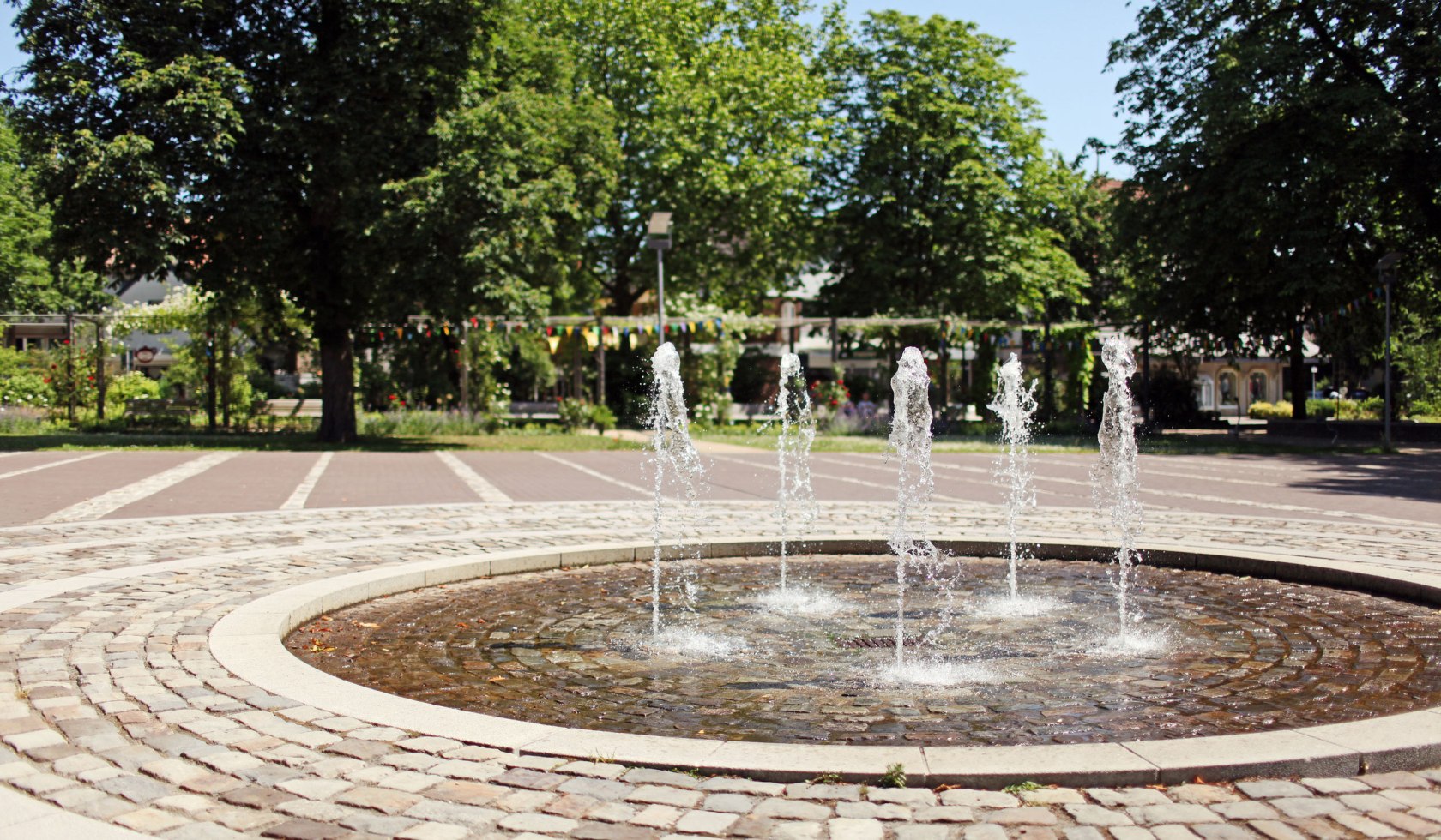 Thieplatz Bad Laer: zentraler Marktplatz und Veranstaltungsort, © Gemeinde Bad Laer / Katrin Neumann